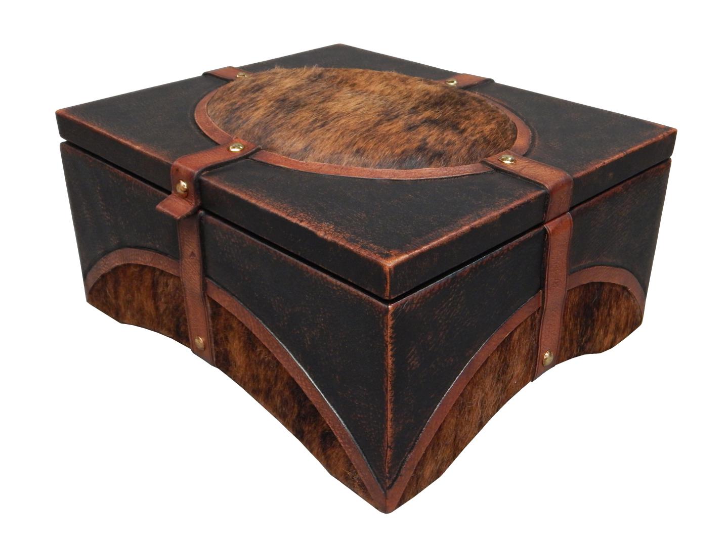 leather box with a cowhide hair real brindle color and belts